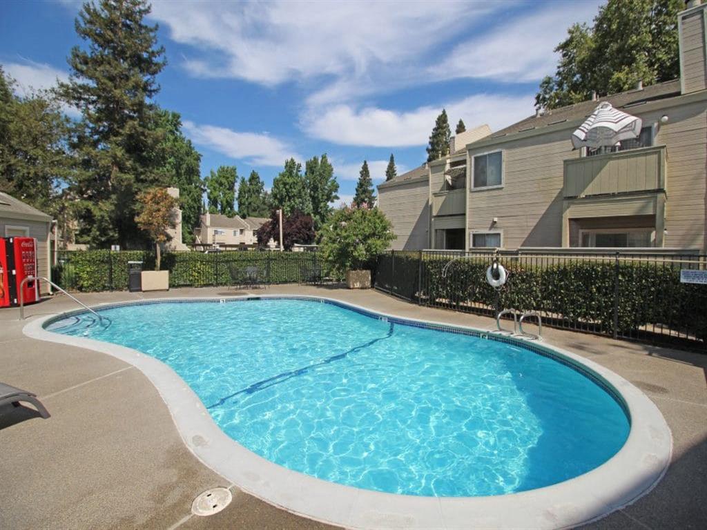 Stonebridge Apartments